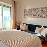 Flat In Cacilhas - Lisbon Stunning River Views * 알마다