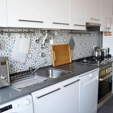 Flat In Cacilhas - Lisbon Stunning River Views * Almada