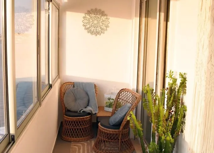 Flat In Cacilhas - Lisbon Stunning River Views *