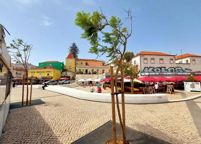 Flat In Cacilhas - Lisbon Stunning River Views Daire Almada